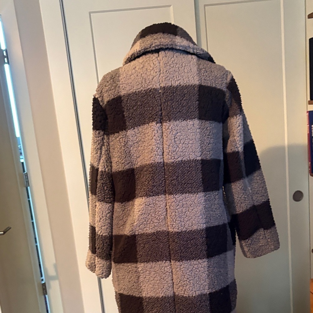 Dylan plaid Sherpa Coat - Black and Gray.NWT. Washable! Xs - Picture 4 of 8